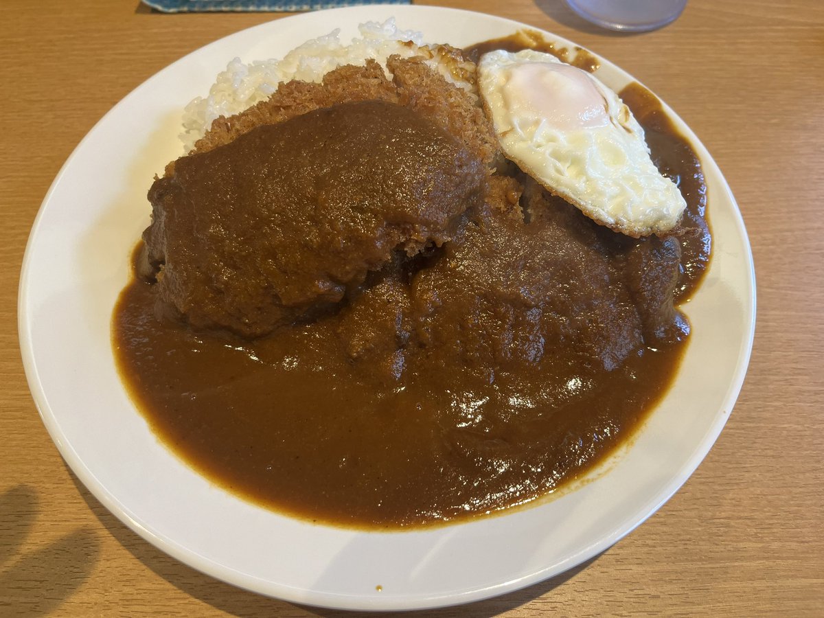 44nor1's tweet photo. 念願の
百点山カレー🍛
美味かった〜 https://t.co/xlRQ7M9fFs