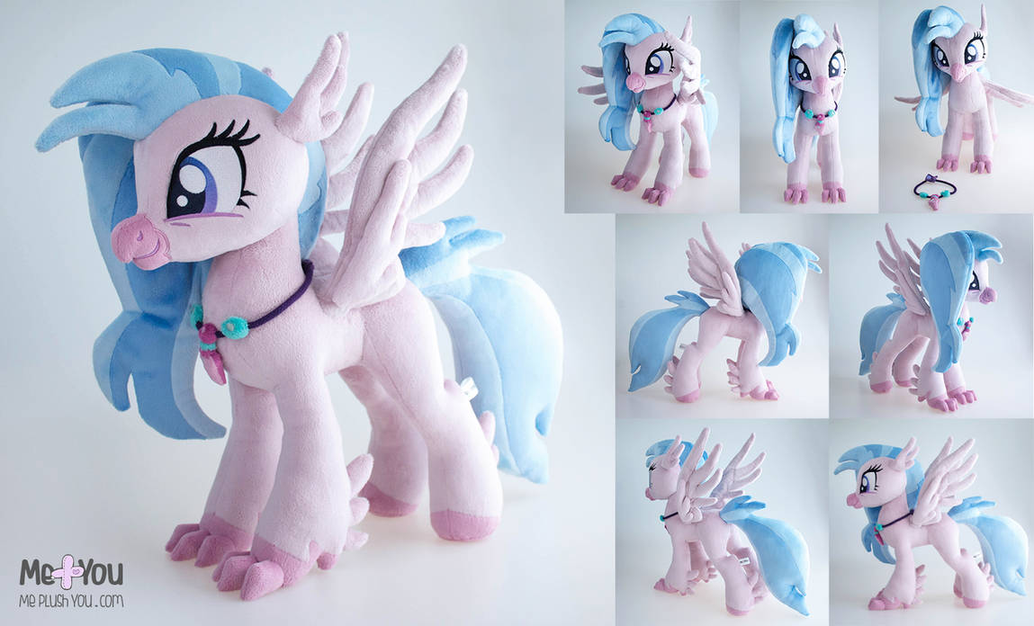 PlushieBday's tweet photo. Silverstream celebrates her birthday and is now 6 years old!
🌊 Silverstream’s birthday splashes with joy and sky-high wonder! From coral castles to cloud dances, she’s the sparkle behind every sea-swept celebration! 🐚☁️
Made by @meplushyou https://t.co/bcUrRsB7VE