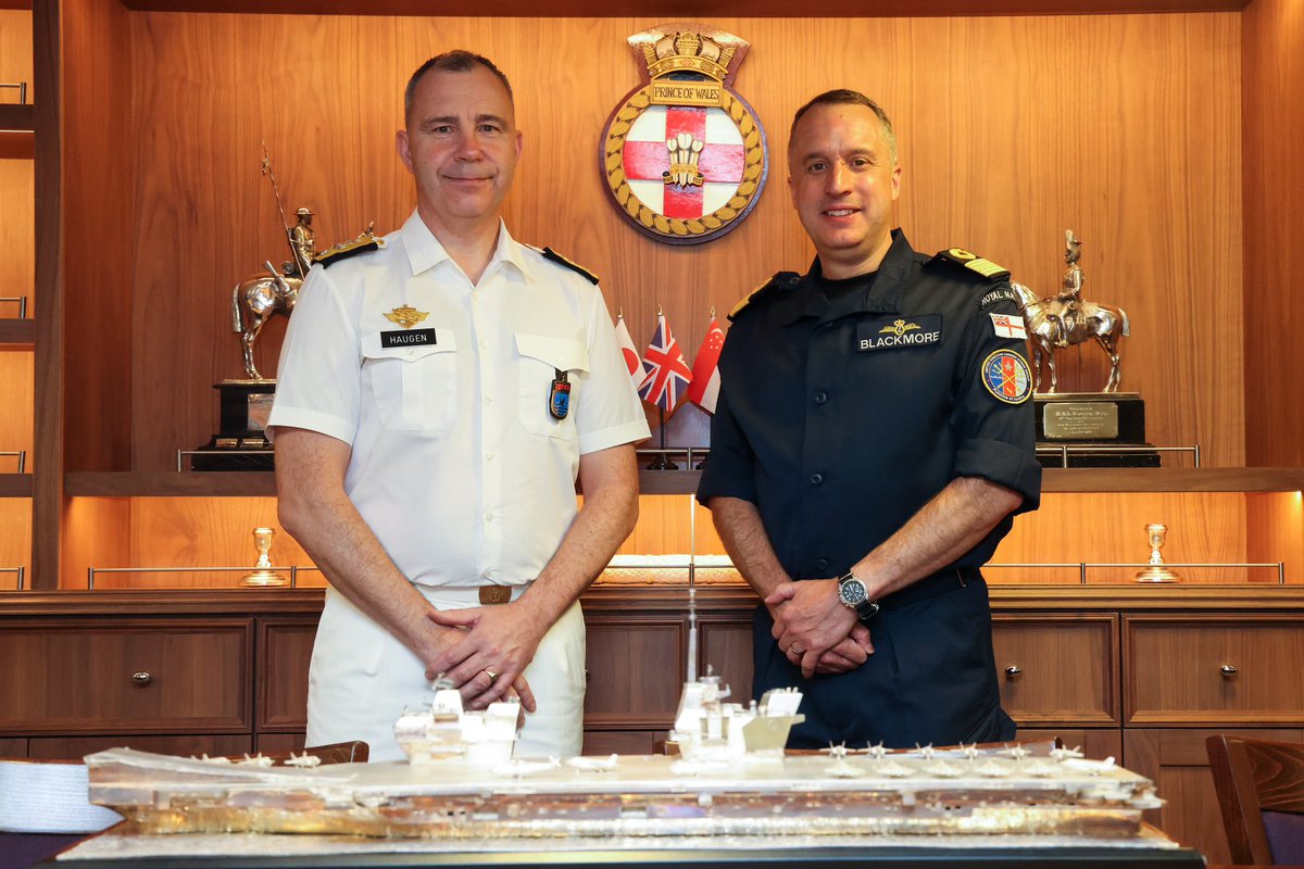 UK Carrier Strike Group tweet media