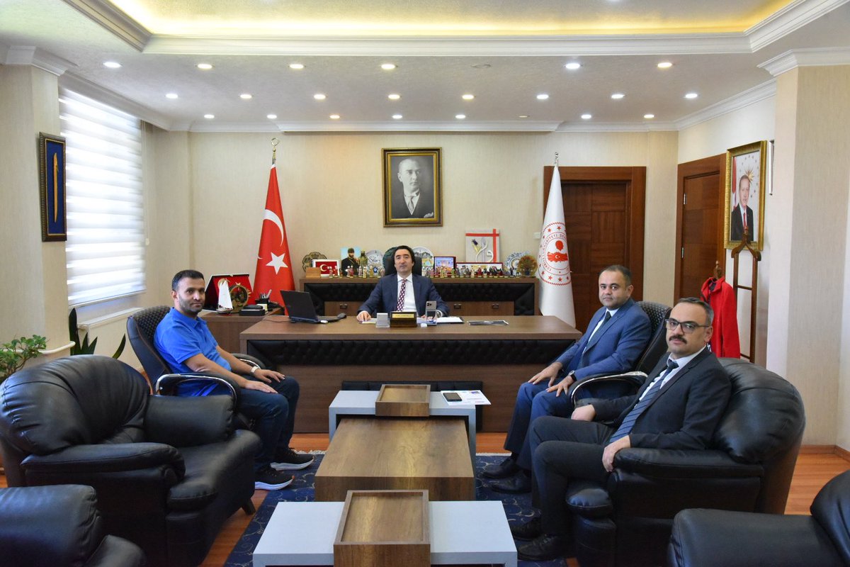 Nevşehir Tarım ve Kırsal Kalkınmayı Destekleme Kurumu İl Koordinatörü Sn Sertaç Yılmaz ve  İlçe Tarım Müdürü Sn Hasan AVANOĞLU Kaymakamımız Sayın Selim ÇOMAKLI’ yı ziyaret ederek İPARD 9. başvuru çağrı dönemi  hakkında bilgilendirme  yaptılar.

<a href="/kayserivaliligi/">T.C.Kayseri Valiliği</a> 
<a href="/KaymakamComakli/">Selim Çomaklı</a>