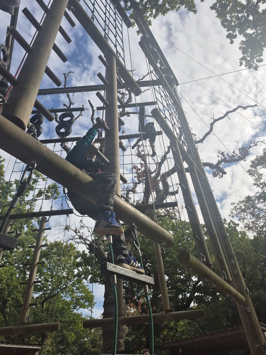 Mr Riley tweet media