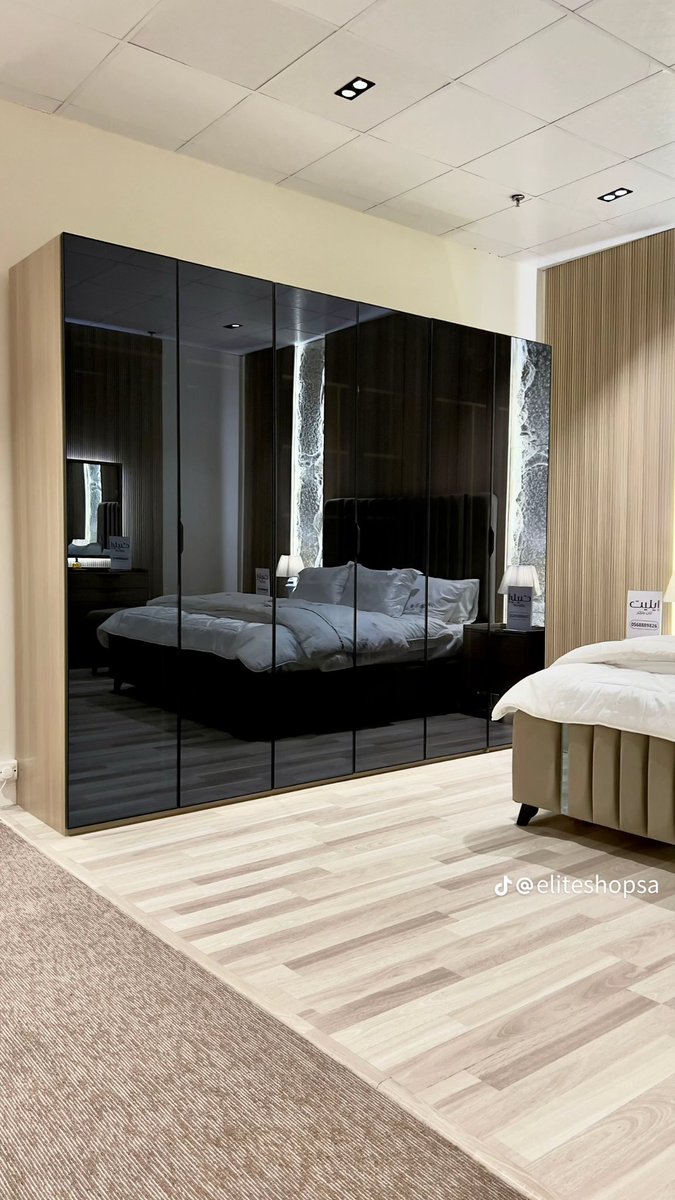 bedroom_12's tweet photo. #تبحــث عن الفخامـــه 
#تبحـــث عن الجوده 
والسعر الممتازه 
#كلاسيك للاثاث 
 توفر لك كل هذا 
خـــزائن ملابـــس 
تاثيث كامل تفصـــيل حسب الطلب  جوده عاليه وضمان 10 سنوات  بسعر المصنـــــــع اثاث بيتك من #عالم_الاثاث 
للتواصل 0546718087
رابط واتس https://t.co/HBBNDnj1xO https://t.co/N3rj9DnYJs