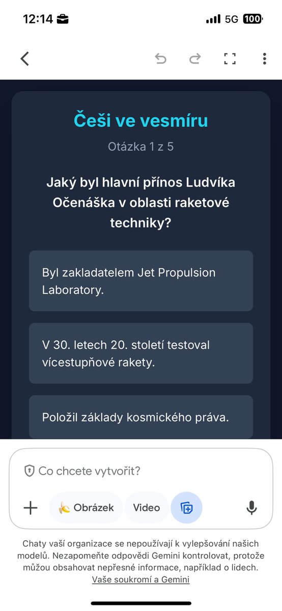 Fascinující doba :) nejraději na kurzech ukazuju realtime experimenty, které mění naše myšlení a způsob práce.. třeba náhodný plakát na nádraží jako interaktivní kvíz za 30 vteřin.. dnes vedu kurz pro učitele! 🙂