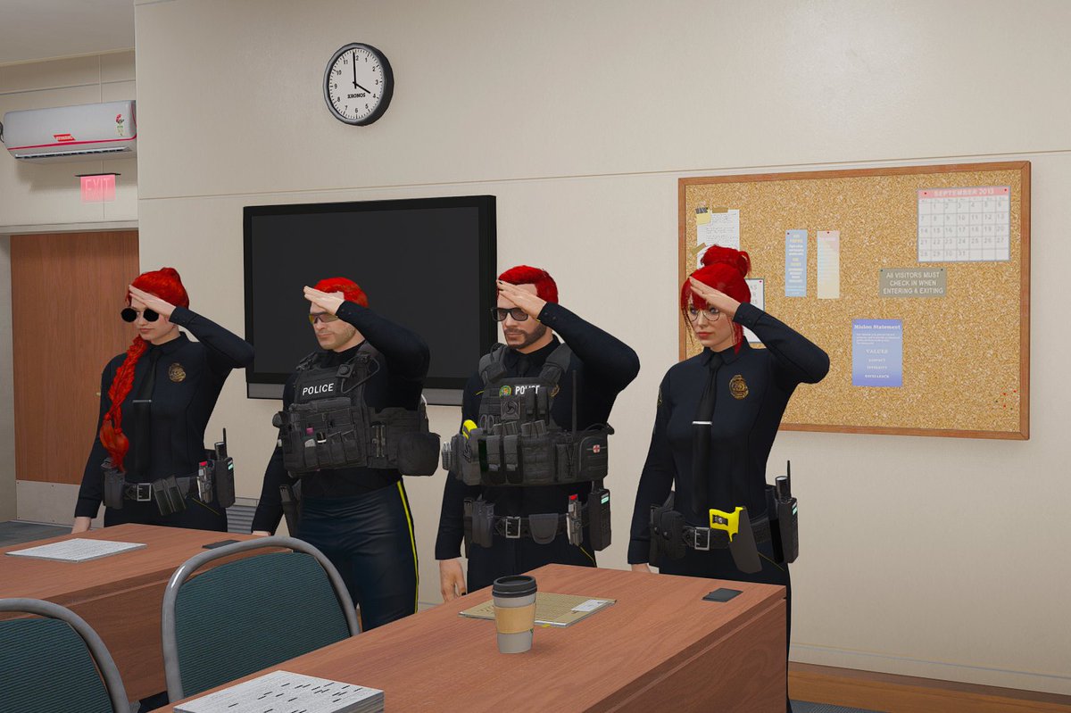 Cathie ✨ tweet media