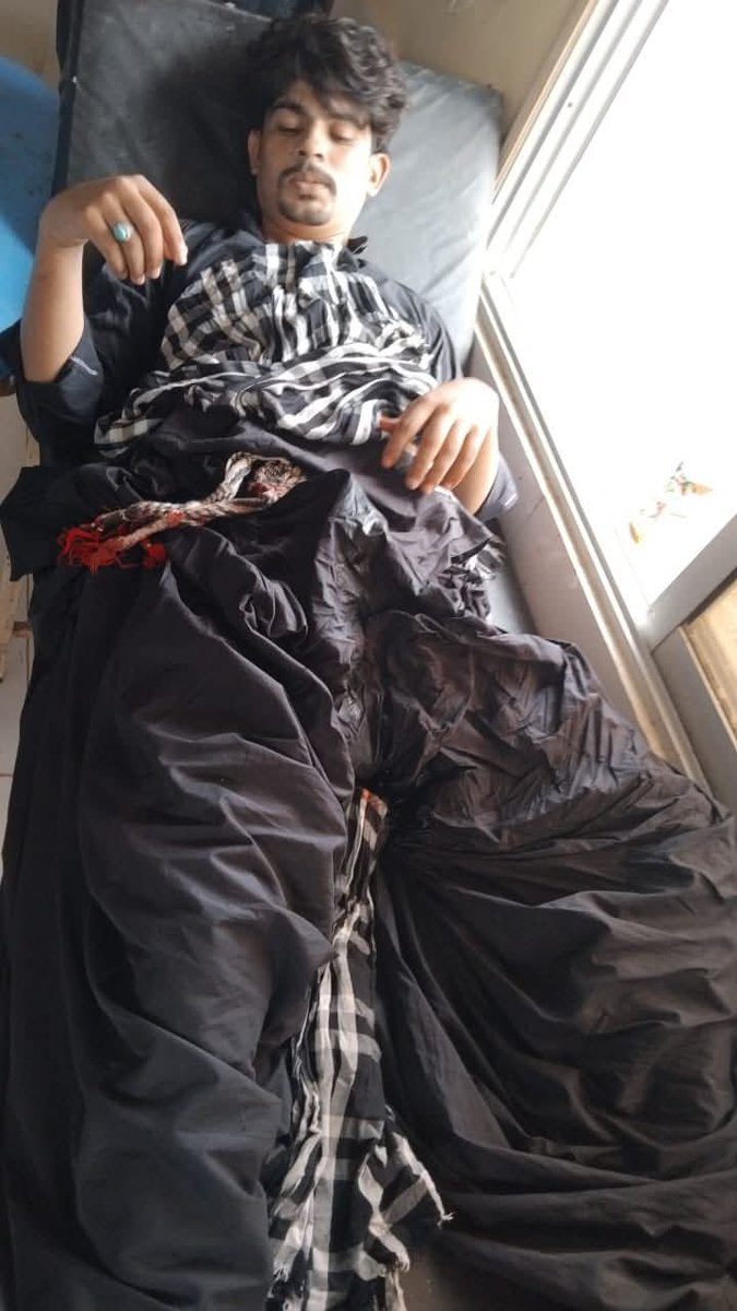 SBaloch223's tweet photo. Baloch students seeking educational rights are met with state violence, not support, raising the question of whether asking for education has become a crime.

#SaveBalochStudents
#RestoreLuawmsStudents
#StopHarrasingBalochStudents https://t.co/gh5vE9dfsU