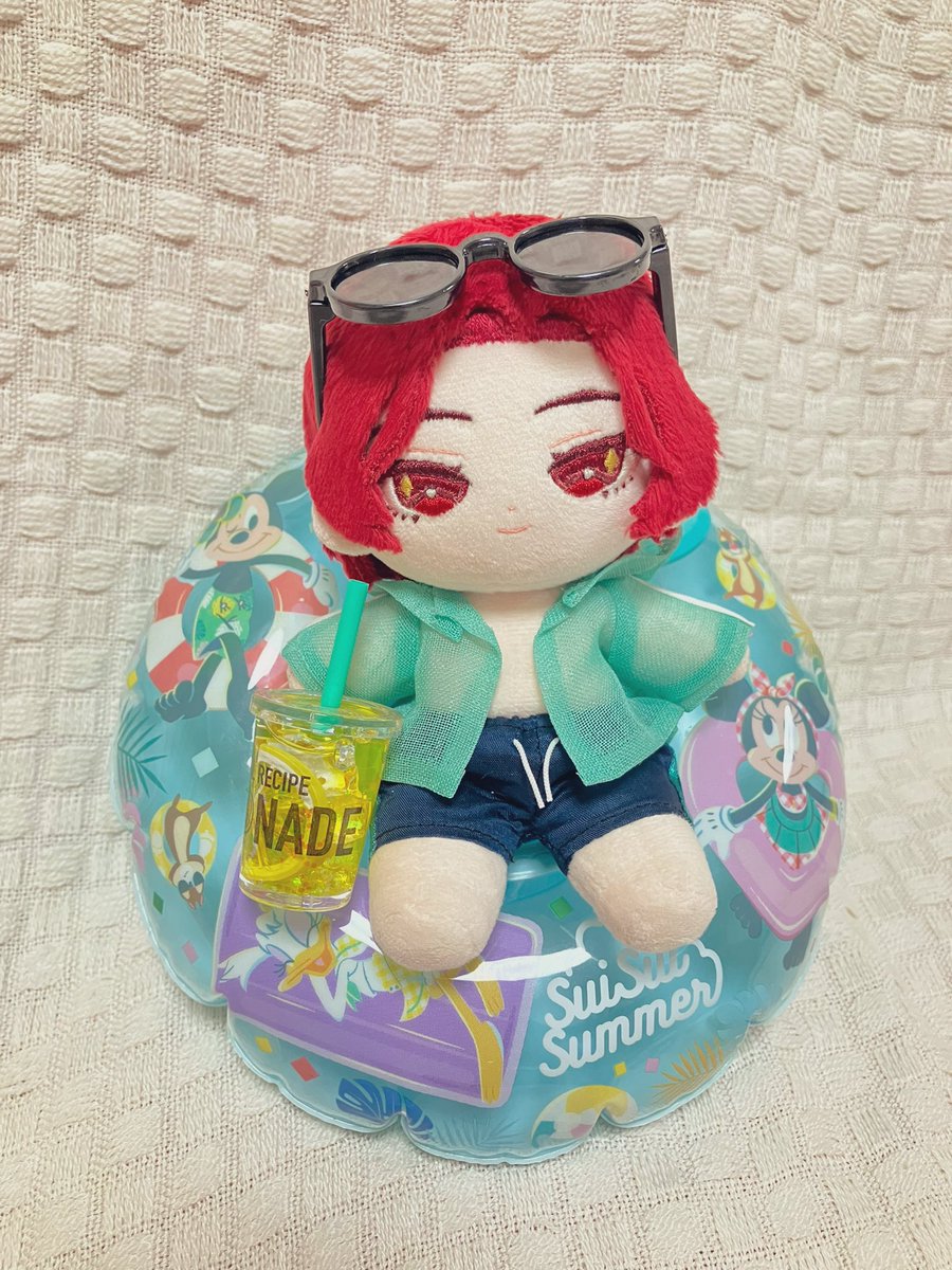 bindume0916's tweet photo. ゲームショー用に突貫工事ですが水着作成🩳🪡(上着は全て布テープで貼り合わせ)
#PX5 #ワンダー #ペルソナ手芸部 #自作ぬい https://t.co/Pzcvro01G4