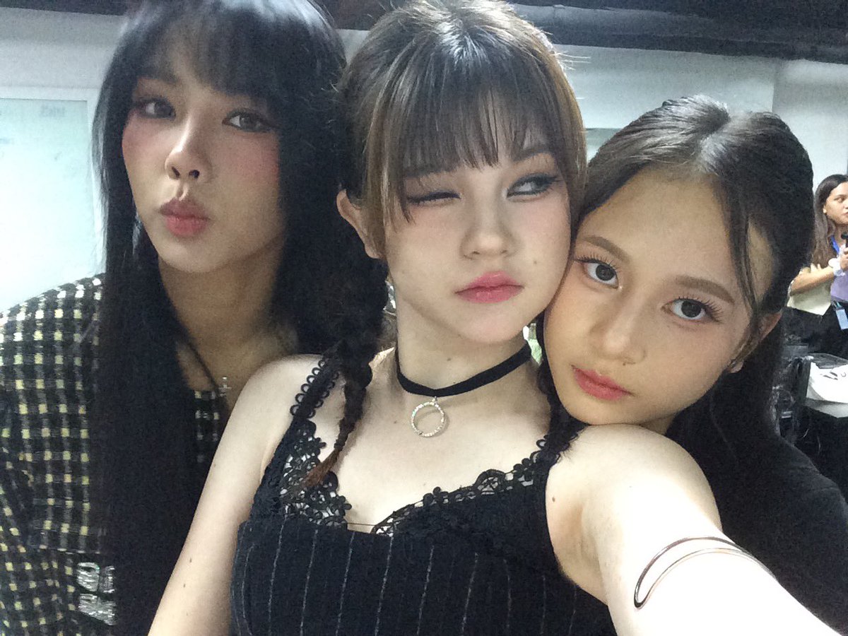 _alice_amdddd's tweet image. 🖤🖤 
#ALICEOHARE #XEBISENTERTAINMENT 
#HELLOLOCKEREP5