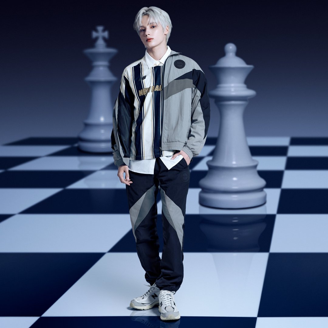 Tomorrow is Always New. 
いつだって、あたらしい僕ら。

✨TOMORROW X TOGETHERがABCマートに登場✨

ニューバランスのBlack Out Apparel Collectionを着こなす、HUENINGKAIさん💥特別なビジュアルをABCマート グランドステージで👀
#TXT #TOMORROW_X_TOGETHER #newbalance #abcmart <a href="/TXT_bighit_jp/">TXT JAPAN OFFICIAL</a>