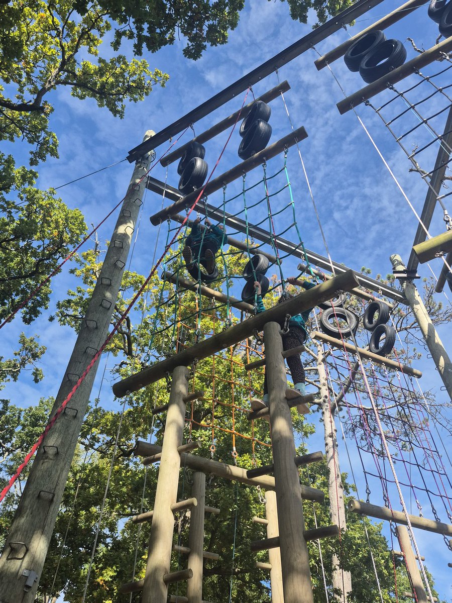 Mr Riley tweet media