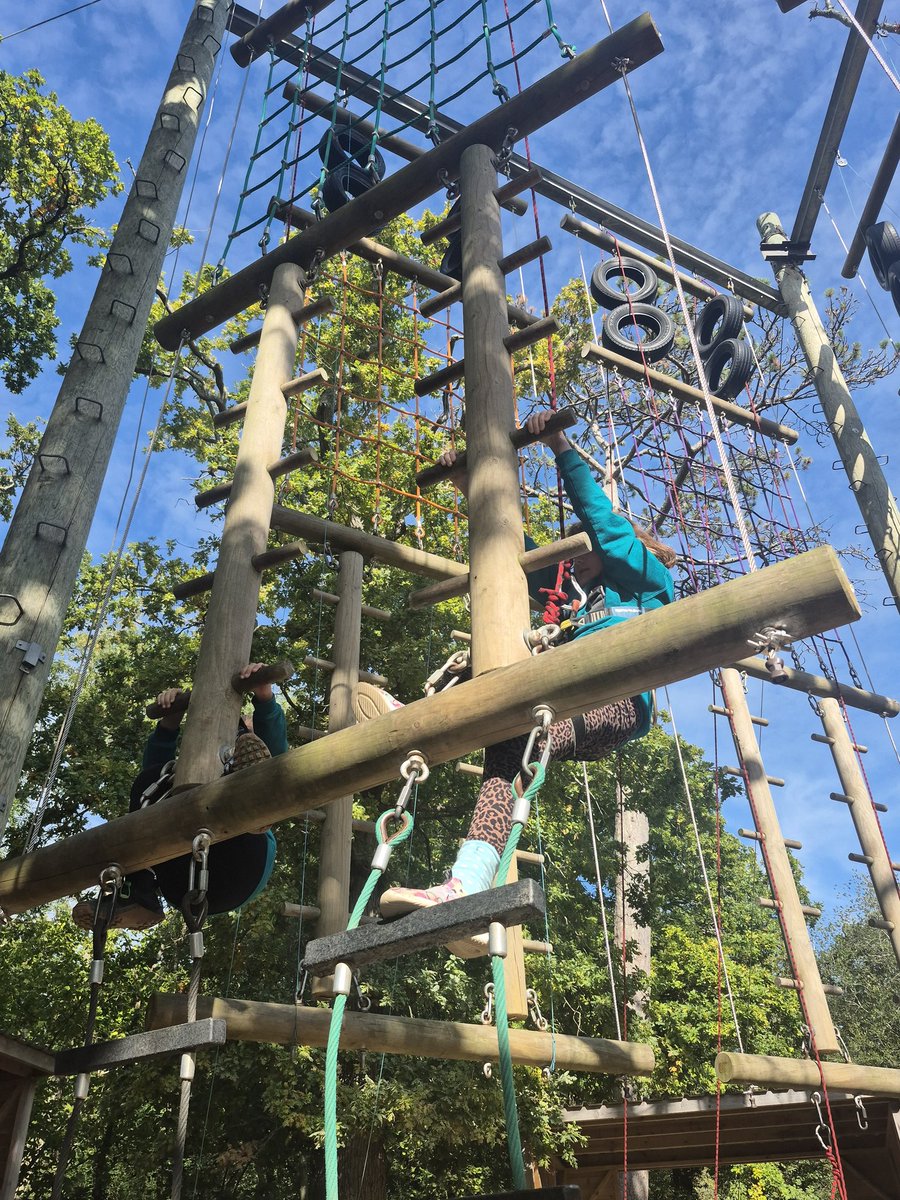 Mr Riley tweet media