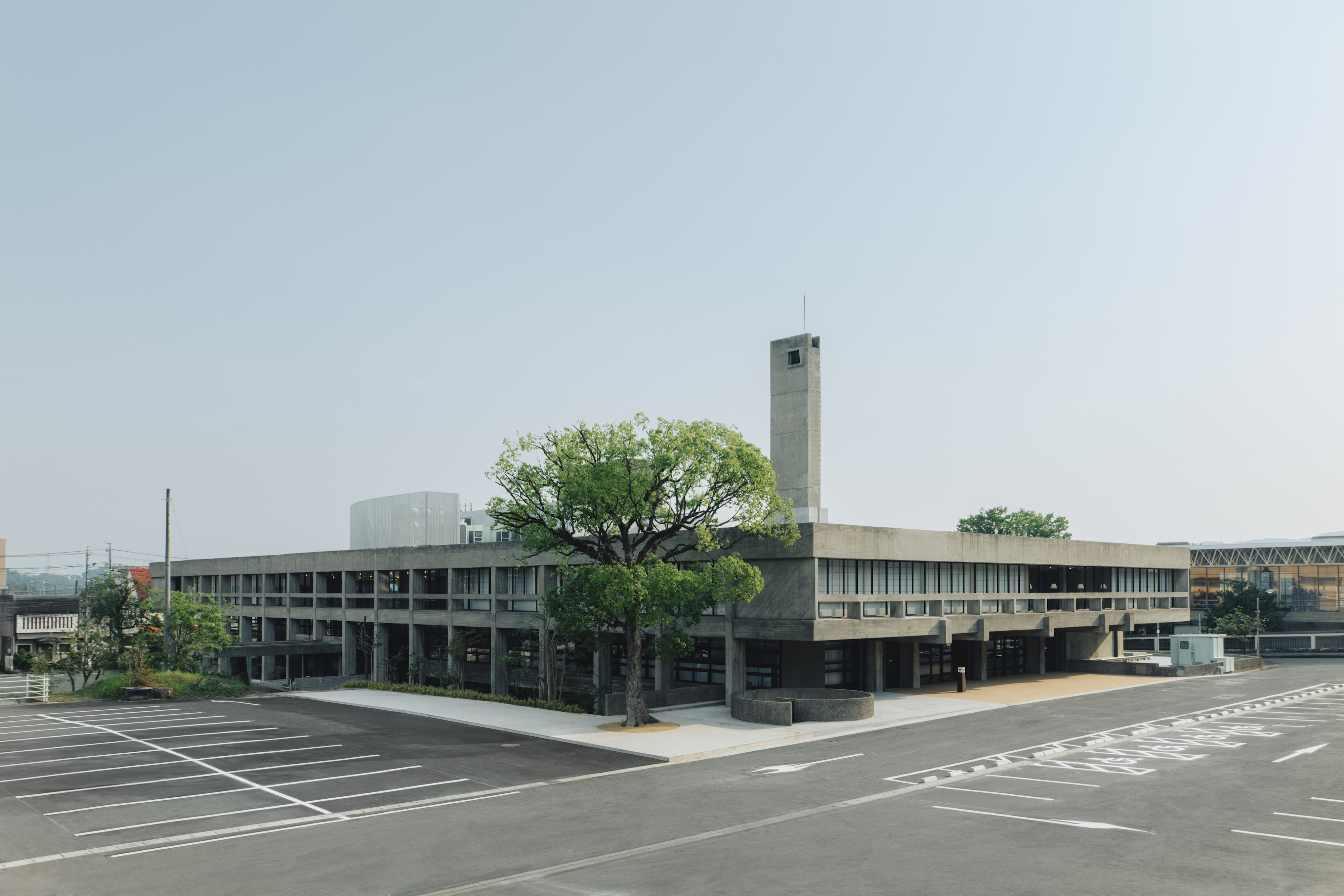 【中古】 教室の構図/小学館/ありさか邦 Nishinomiya Koroen Elementary School - Sakakura Associates