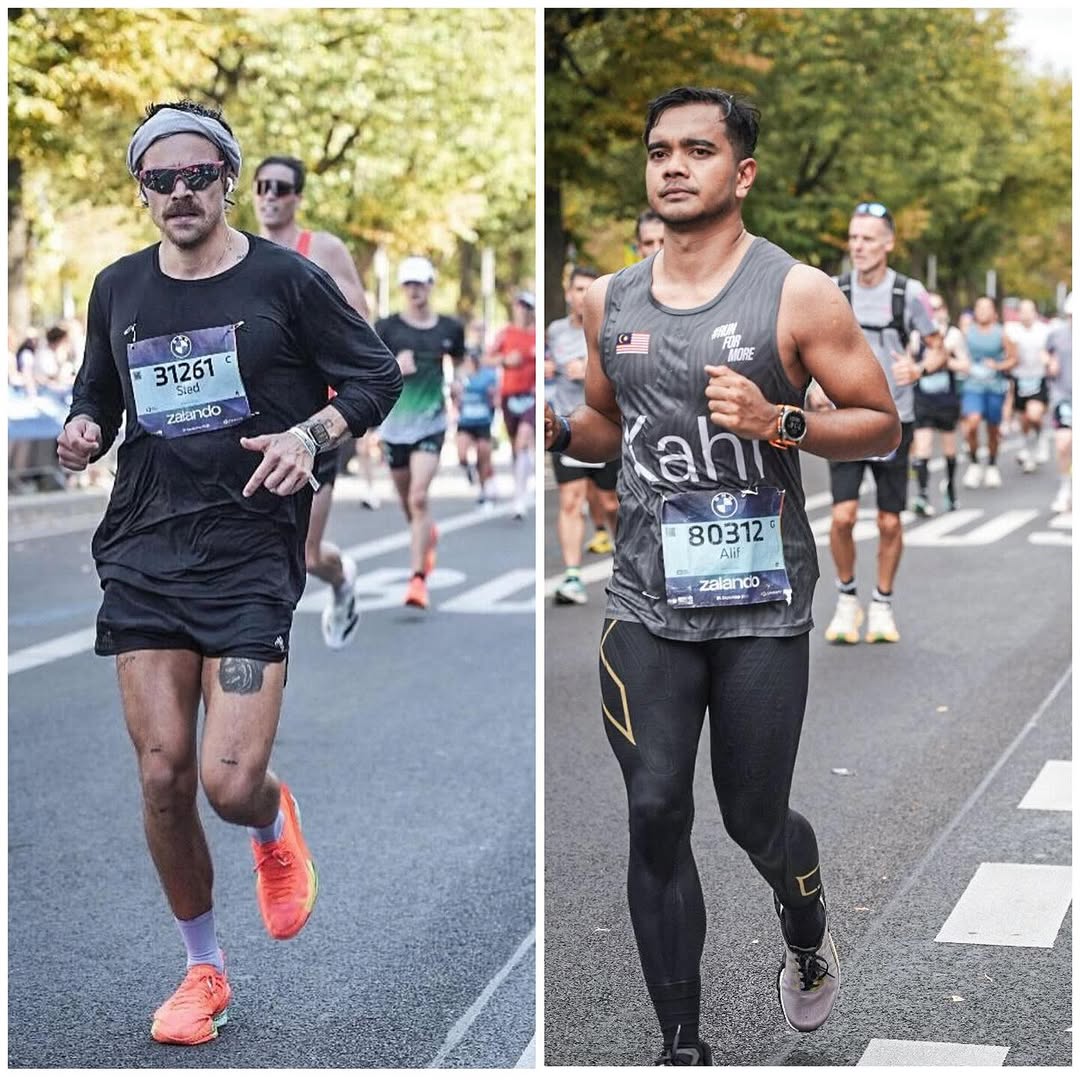 myrnanewss's tweet image. #RNANEWS #RNASELEBSTYLE Dia One Direction, aku One Ummah☝🏽😄 aku ngn dia tak jauh pun, beza 2 jam 8 minit je….. *nangis tepi bucu katil* by #AlifSatar