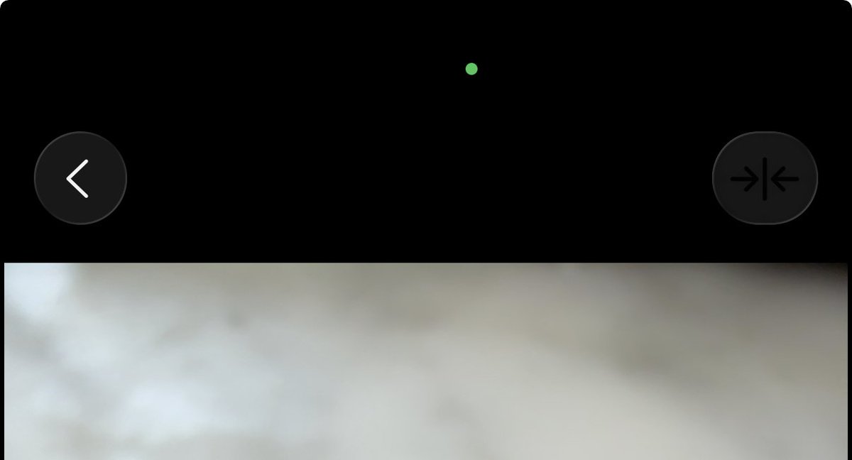 David_Crooks's tweet photo. I'm having trouble with Liquid Glass. My toolbar items are randomly flipping from light to dark, on a constant black background. The popover is also randomly light or unreadably dark. Is there some way to make it prefer the light mode?  #swiftUI #ios26 #liquidglass https://t.co/BoLcaX1CZu