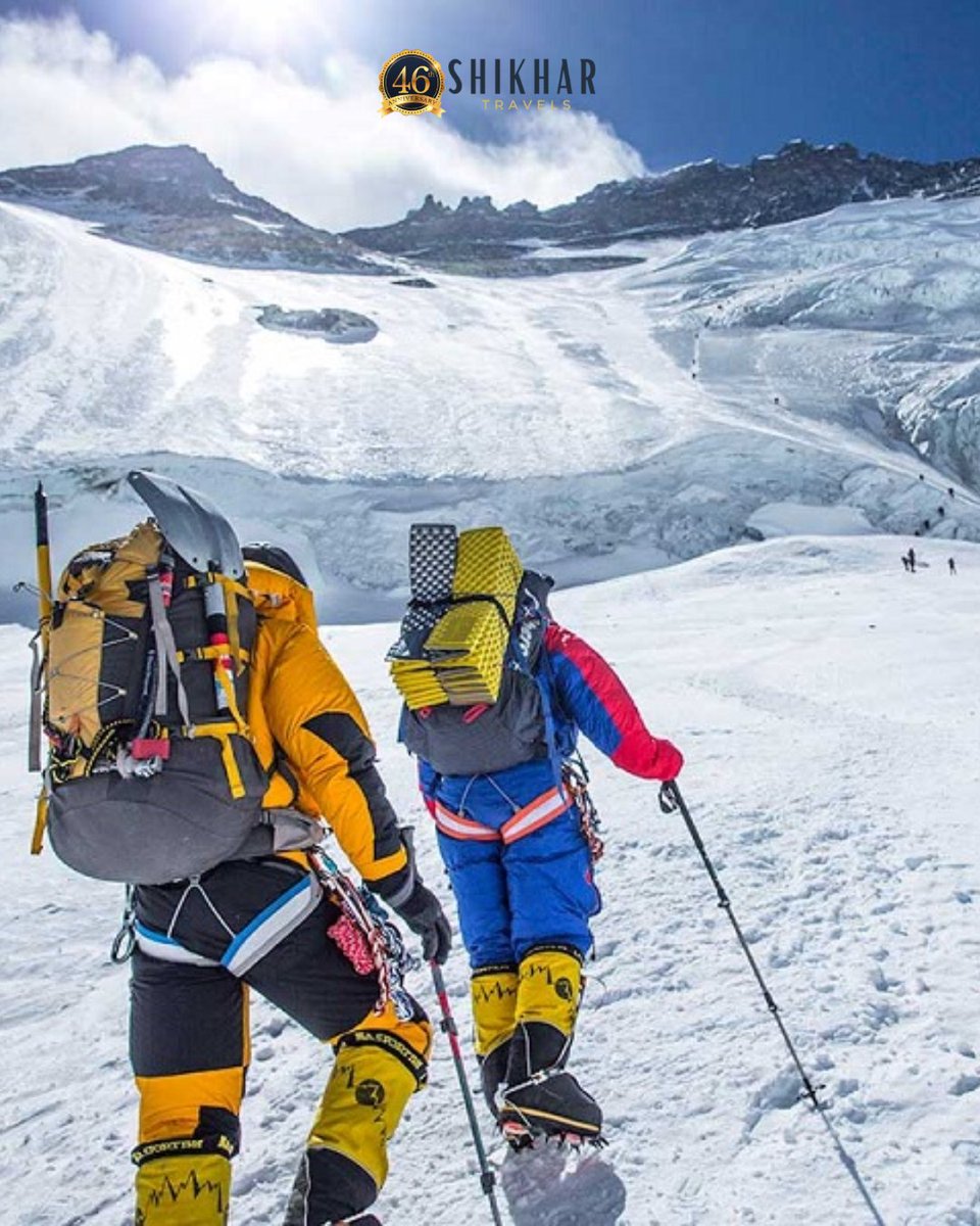 Standing tall at 8,848 meters, Mt. Everest is not just the world’s highest mountain—it’s a dream for every adventure lover! 
Visit : shikhar.com/mt-everest-exp…

#shikhartravel #travelindia #adventurewithshikhar #mteverest #basecamp #summitpush #adventurelover #explore #usa