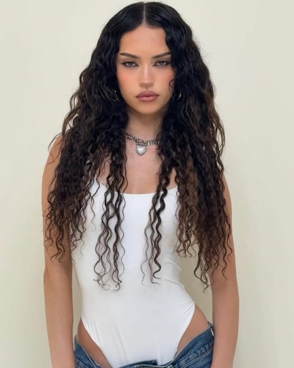 STRAIGHT                              CURLY