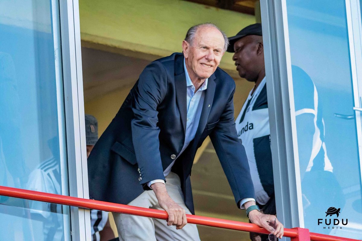 Please familiarise yourself with terms like Executive Mayor and Ceremonial Mayor, stop expecting a man with his hands tied to move mountains, ZANU PF put town clerks to have more executive powers, Coltart does everything he can with little resources and with no executive power.