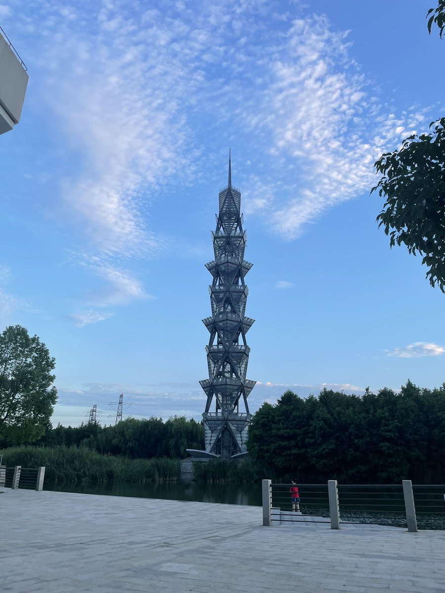 Thank you Professor <a href="/XinFan9/">Xin Fan 范鑫</a> for inviting me to present my current project on the history of Chinese seamen at the beautiful Institute of Humanities at <a href="/ShanghaiTechUni/">ShanghaiTech University</a>. Extremely helpful comments from esteemed scholars of several academic institutions in this historical port!