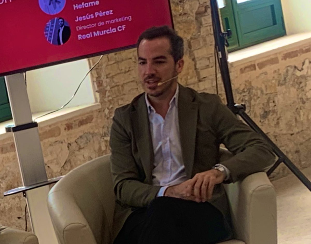 #BrandPulse #Murcia 🗣️Jaime Dolagaray #AEBRAND Para construir #marca necesitas métricas, metodología, consistencia, y una visión a medio/largo plazo. Profesionalizar la gestión para evitar arbitrariedades y proteger e valor de tu #marca