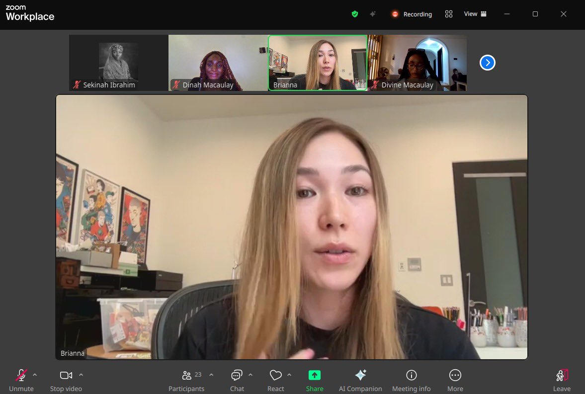 evento_so's tweet image. Day 3 of #hack4freedom🧡
Our founder @briimhd, delivered a powerful message to the hackers during her Meet and Greet Session!
She discussed increasing female participation in bitcoin, empowering women to build solutions, and the importance of mentorship & applying for…