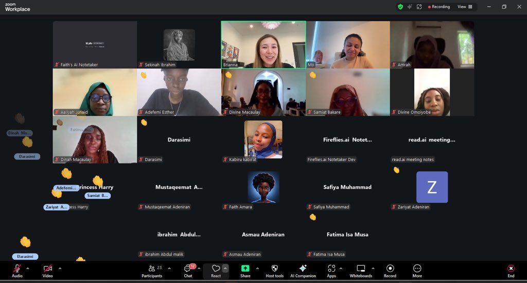 evento_so's tweet image. Day 3 of #hack4freedom🧡
Our founder @briimhd, delivered a powerful message to the hackers during her Meet and Greet Session!
She discussed increasing female participation in bitcoin, empowering women to build solutions, and the importance of mentorship & applying for…