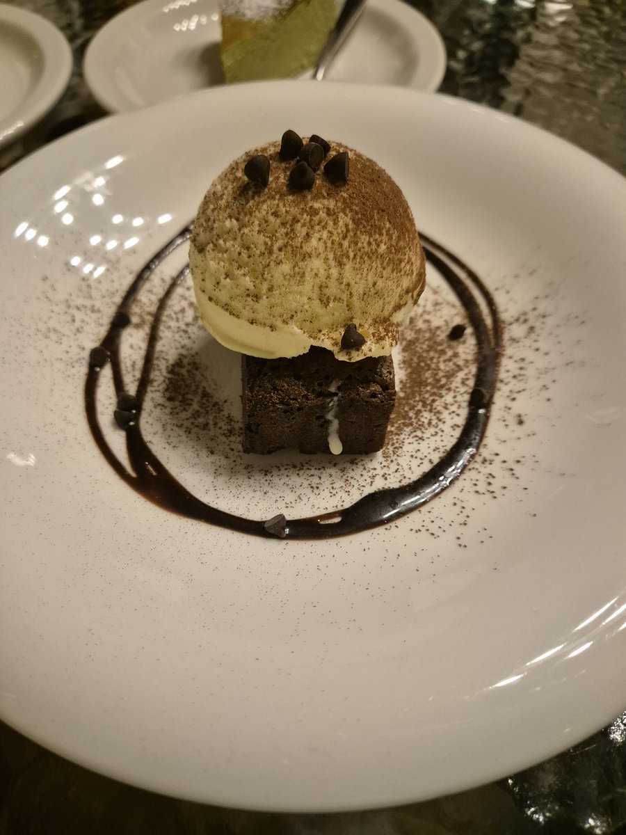 🌹
로즈워터 
장미파운드케이크로 무사히 이번 라운드 제낌ㅋㅋ
팀원
<a href="/hye_010101/">드디어꿈파붐이왔다</a> 
<a href="/only_oneboo/">원부</a> 
<a href="/_d0o0d_/">D</a> 
난 버스타긴 했는데 다들 수고했고 다음 라운드도 ㅎㅇㅌ