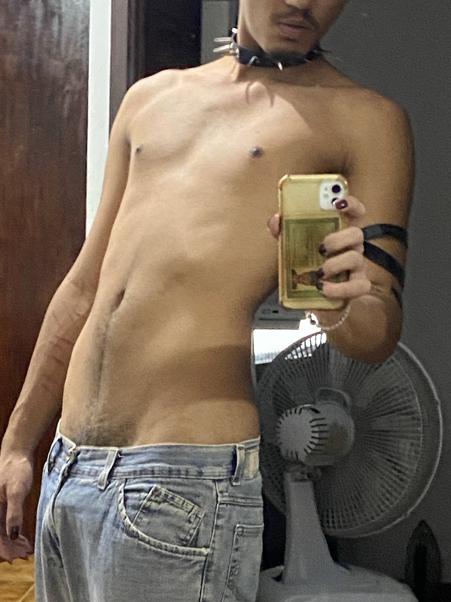 MasterBueno_'s tweet photo. pronto pra ser puxado na coleira ou não aguenta cachorrinha filha da puta????                                                           #fimdom #dominaçao #paypig #blackdom #cashmaster #bnwo #humilation #dominatrix https://t.co/umwPQd58tx