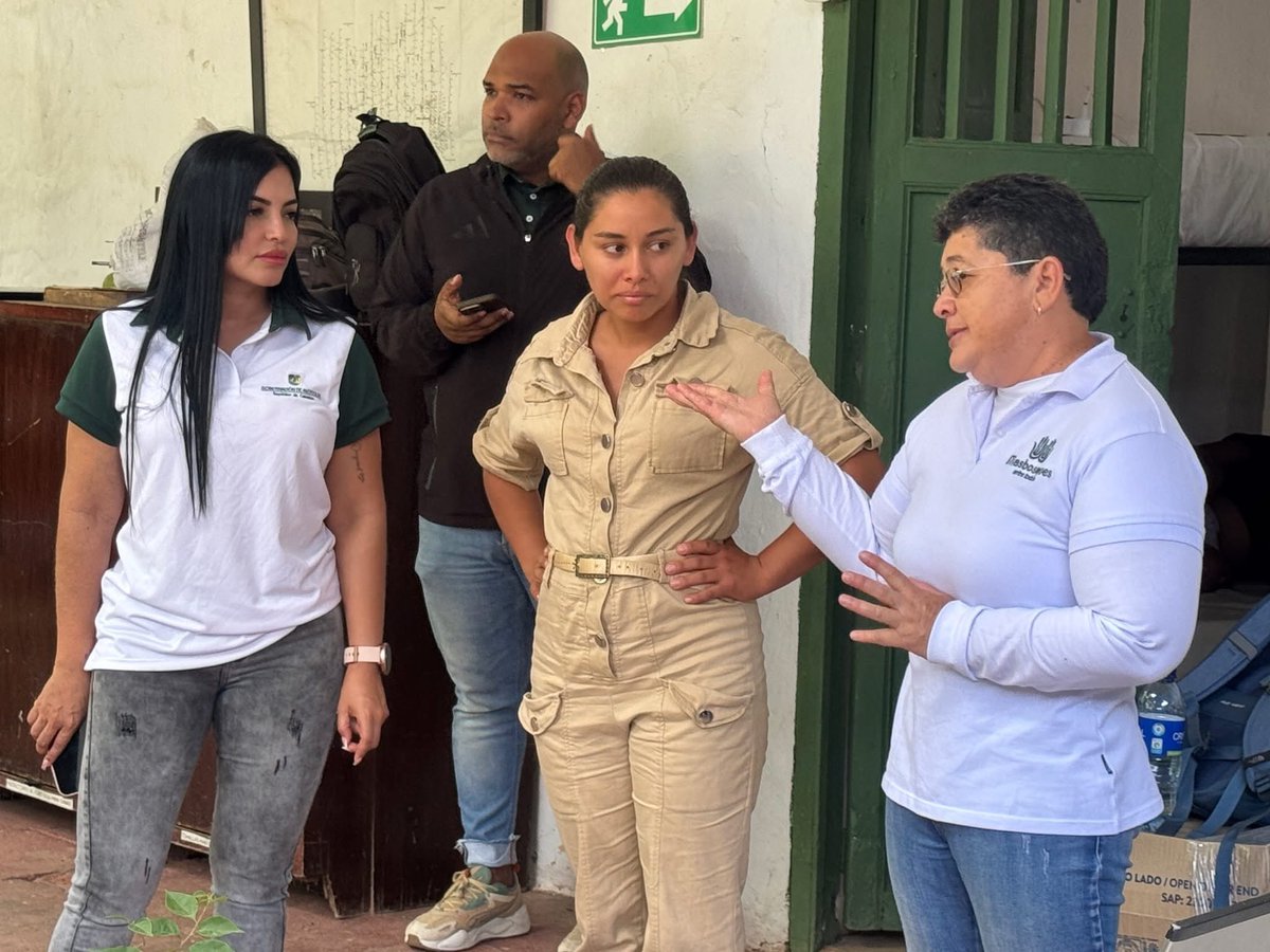 🔥🌱 ¡Avanzamos hacia un campo más sostenible!

Gracias al apoyo de la Gobernación de Antioquia, nuestra Administración Municipal en cabeza de nuestro alcalde Yamid Carvajal  y la Secretaría de Desarrollo Rural y Medio Ambiente.

🟢#SantaFedeAntioquiaEsRenovación