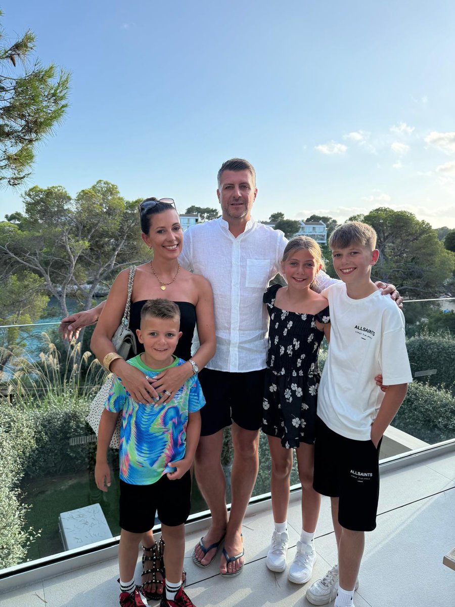 CrouchRecovery's tweet image. 🎉A massive HAPPY BIRTHDAY to the one and only Adam Crouch from all of us at Crouch Recovery! 🎂🎈We’d say “don’t work too hard today”…but let’s be honest, Adam probably has a phone stuck to his ear!🙈 Have a brilliant day Adam, you’ve earned it!