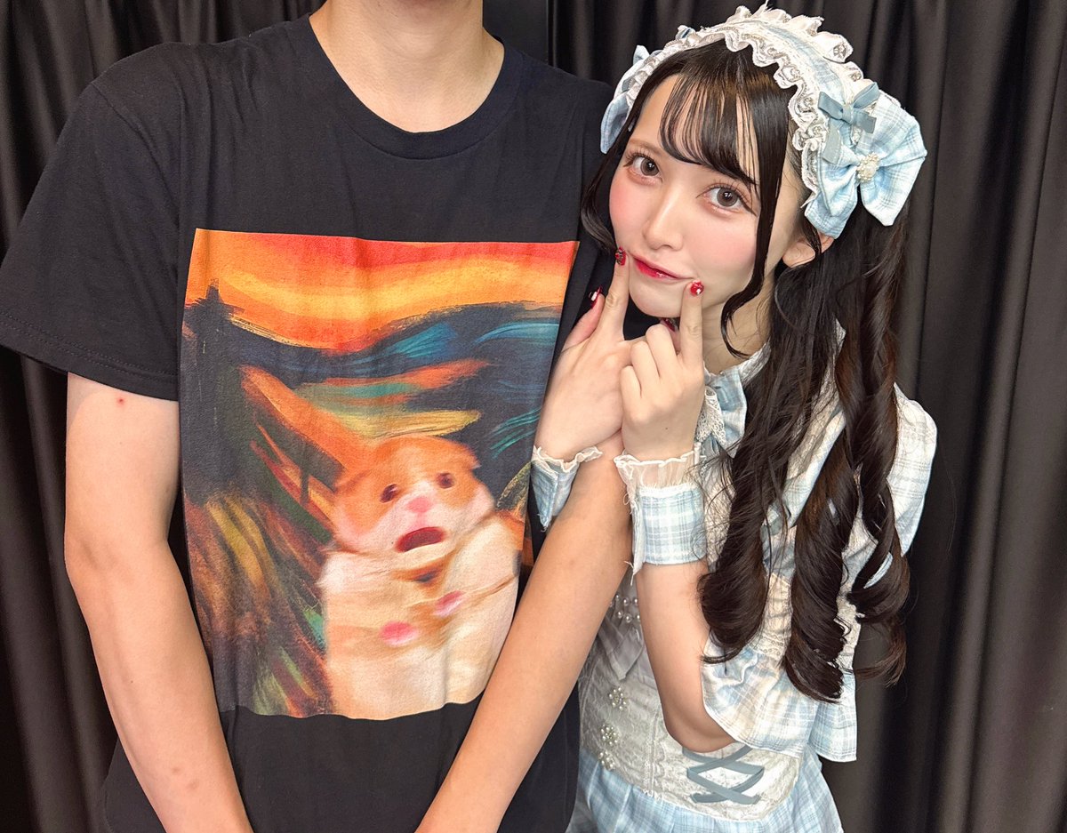 ap_oshake's tweet image. 最近の俺この服率高すぎる
Amazonで買った変な服気にいるなよ