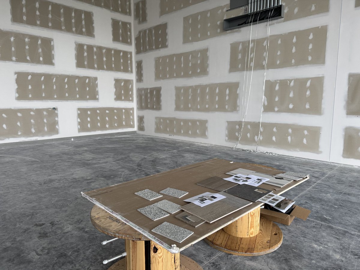 alexmartin_55's tweet image. One of our big sticking points at Sky Club is that our hangars won’t feel like hangars. 

I’m not saying they’re going to “feel like home” (cliches are dumb ‼️)… 

BUT if you’ve been in a hangar, you know what I mean. 

Most hangars feel sterile &amp;amp; oversized. Big spaces, empty…