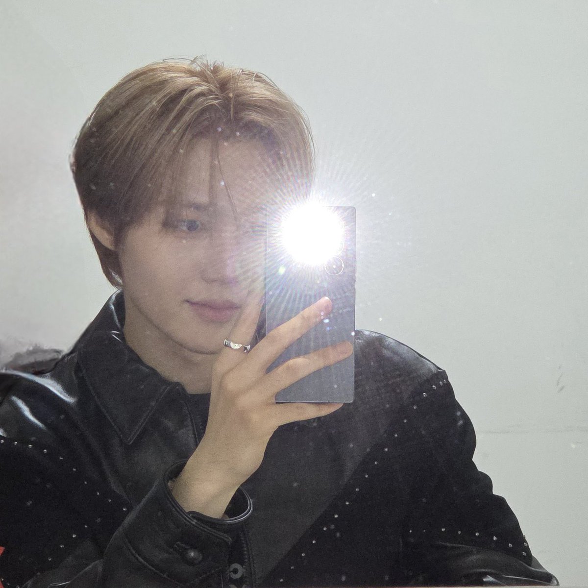 ถ่ายเมะ?                                                    ถ่ายเคะ