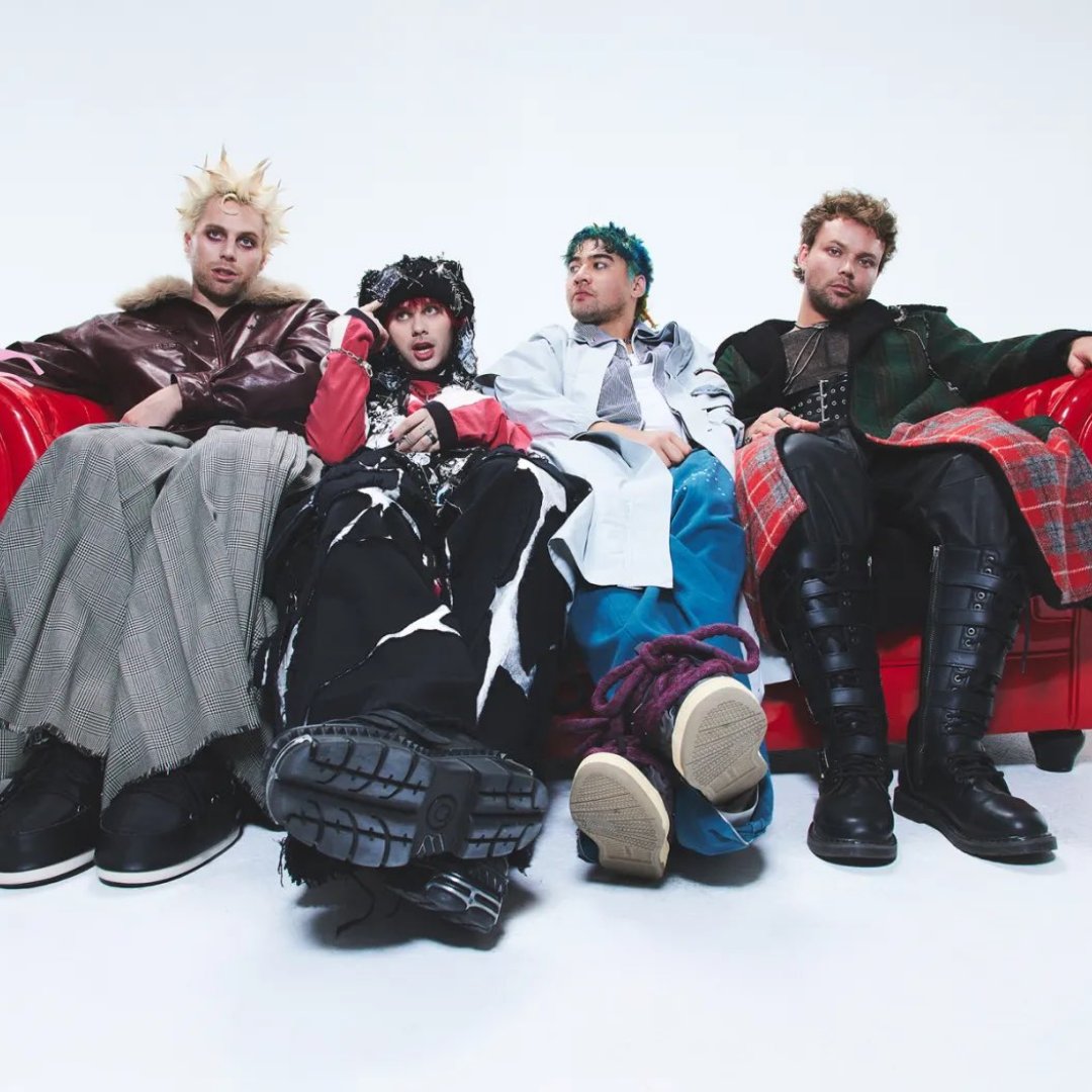 tracklist's tweet image. 🚨 VEM AÍ! 5 Seconds of Summer lançará seu 6º álbum de estúdio, intitulado “Everyone's a Star”, no dia 14 de novembro, segundo a Rolling Stone.

O lead-single “NOT OK!” será lançado hoje (24).