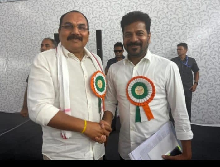 INCJharkhand_'s tweet image. विधायक दल के नेता श्री @PradeepYadavMLA जी ने तेलंगाना के मुख्यमंत्री श्री @revanth_anumula जी को तेलंगाना में लोकल बॉडी इलेक्शन में 42% ओबीसी आरक्षण दिलाने हेतु बधाई और शुभकामनाएं दिया। इस आरक्षण को वहां Hon&apos;ble हाईकोर्ट ने भी पास कर दिया है।

@kcvenugopalmp @KRajuINC…