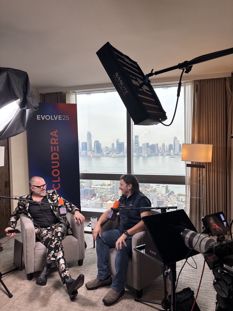 cloudera's tweet photo. It's a big week for Cloudera kicking off #EVOLVE25 in New York City. And the excitement is just beginning! https://t.co/ETPH4YFNaZ