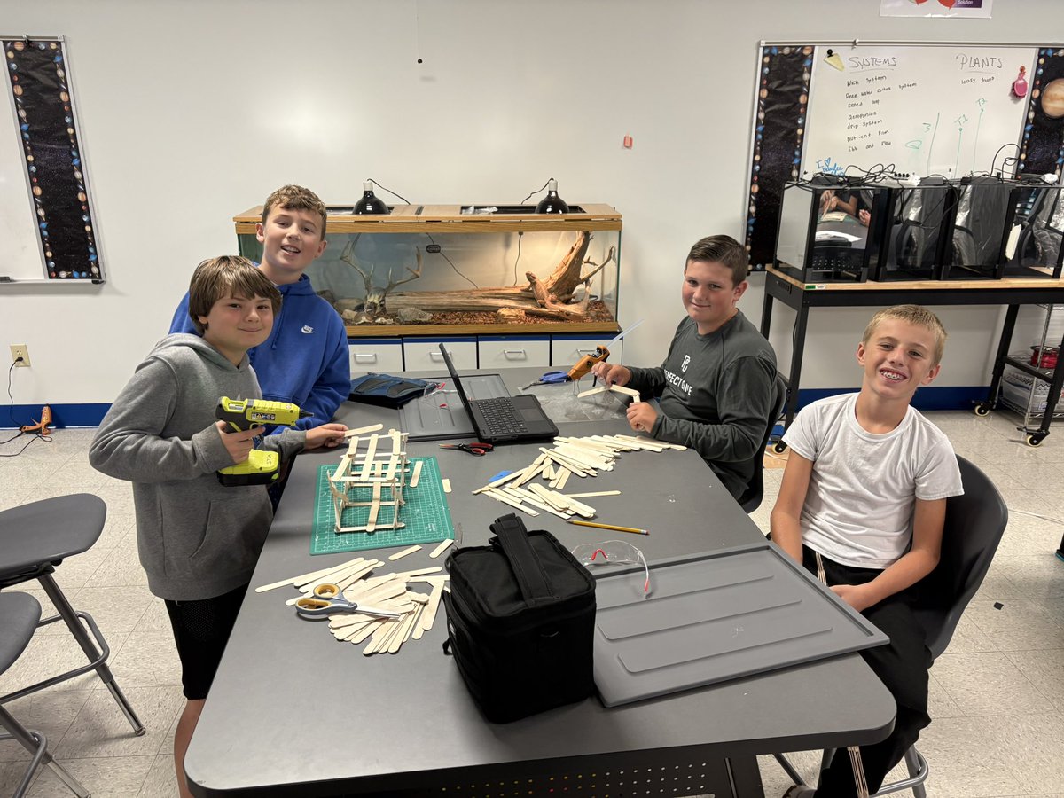 Siegel Middle School STEM tweet media