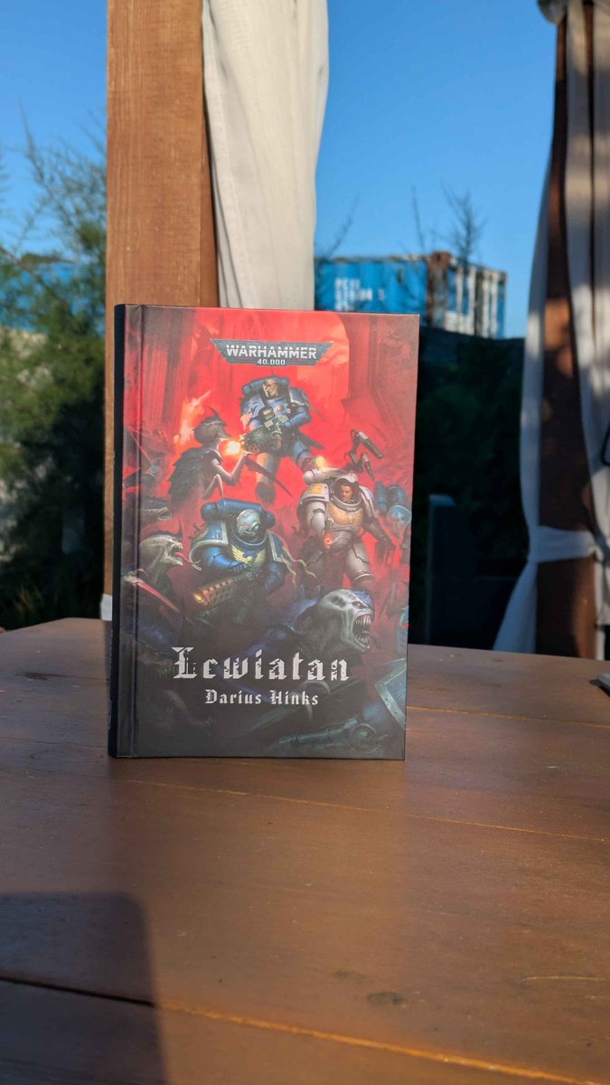 Dziś premiera #Lewiatan, książki z uniwersum #warhammer40k, którą miałem zaszczyt tłumaczyć.

Zdjęcie by <a href="/pograwedka/">Pograwędka</a> 

#40k
#ksiazki 
#WafelTlumaczyMlotka