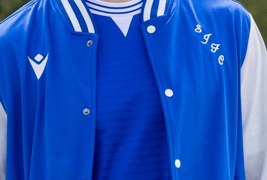 ✈️ Saints Travel Wear – Coming Back Soon!

By popular demand, our sleek SJFC Travel Range is returning to stock. Keep your eyes peeled - we’ll announce as soon as it’s live online and in-store. 👀💙

#SJFC #StJohnstoneDirect