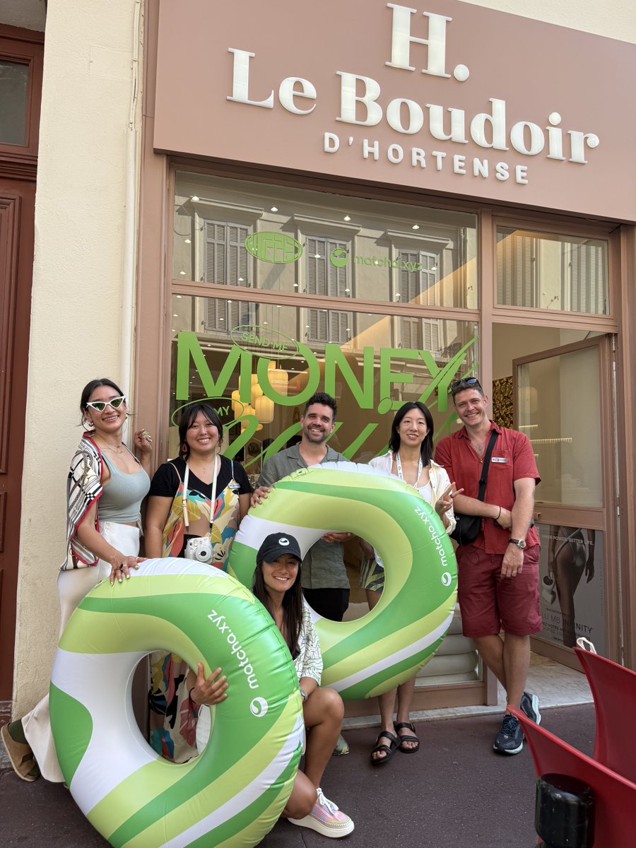 Come build the future with us onchain 👥

We're hiring for 10+ open roles, including:
• Head of GTM
• Senior Software Engineer
• Senior Mobile Engineer

Going to be in Singapore? Come say hi.