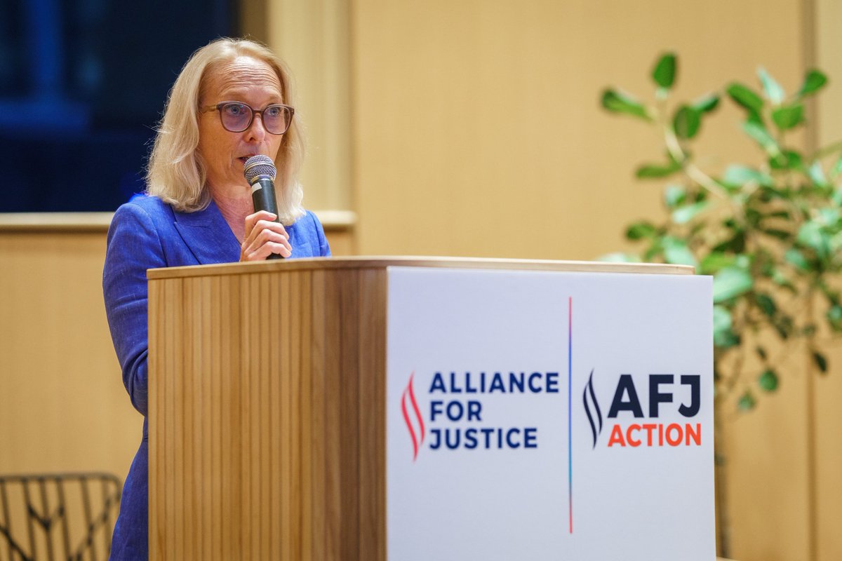 I spoke at the Alliance for Justice about the importance of access to legal aid and justice for all Americans. 

We discussed what to expect in the upcoming SCOTUS term and the importance of the Court upholding the constitutional separation of powers and the rule of law in the