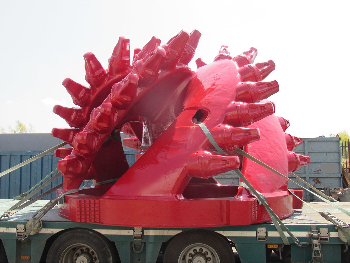 Weir - ESCO Division Delivers Two GeoVor® GeoVor® G9 Dredge Cutterheads
Two of the largest and strongest ESCO® GeoVor® 9G dredge cutterheads were delivered to one of our European key customers.  bit.ly/46EGvVa
#weir #weiresco #dredges #dredging #cutterheads