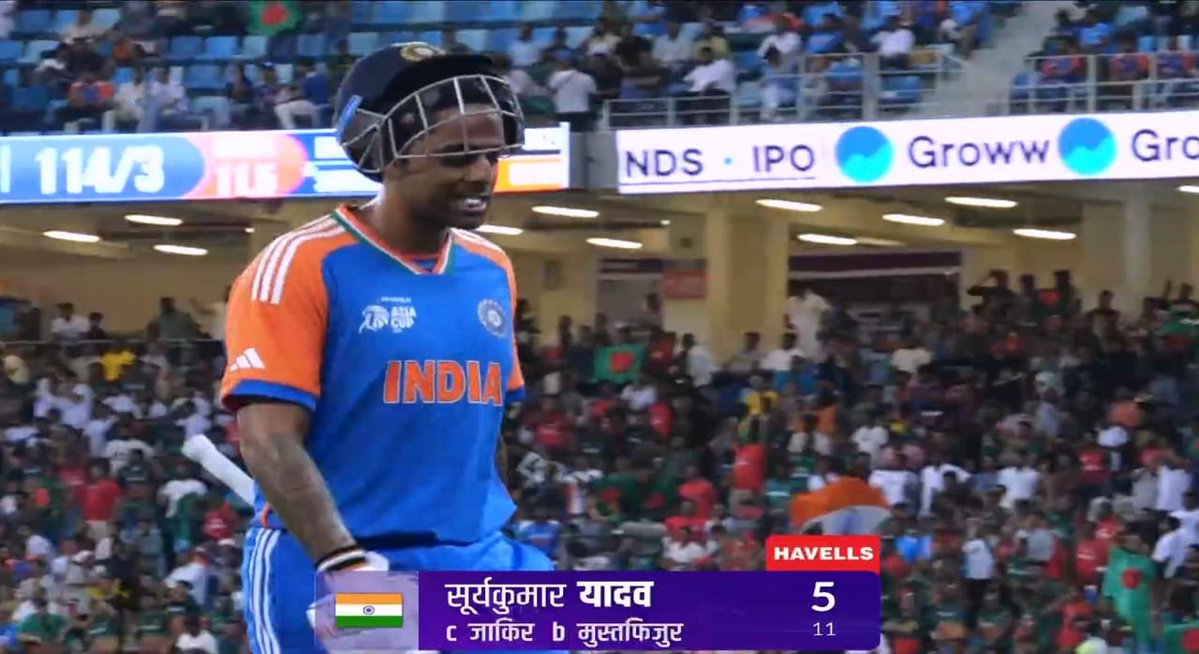 KUNGFU_PANDYA_0's tweet image. Meet Captain Suryakumar Yadav first sent Shivam Dube at No. 3, who scored 2 runs off 3 balls. Then he came to bat himself, made 5 runs off 12 balls and got out, and later got Abhishek Sharma run out.

Hongurya is Biggest Joker @surya_14kumar 🤡 in ICT