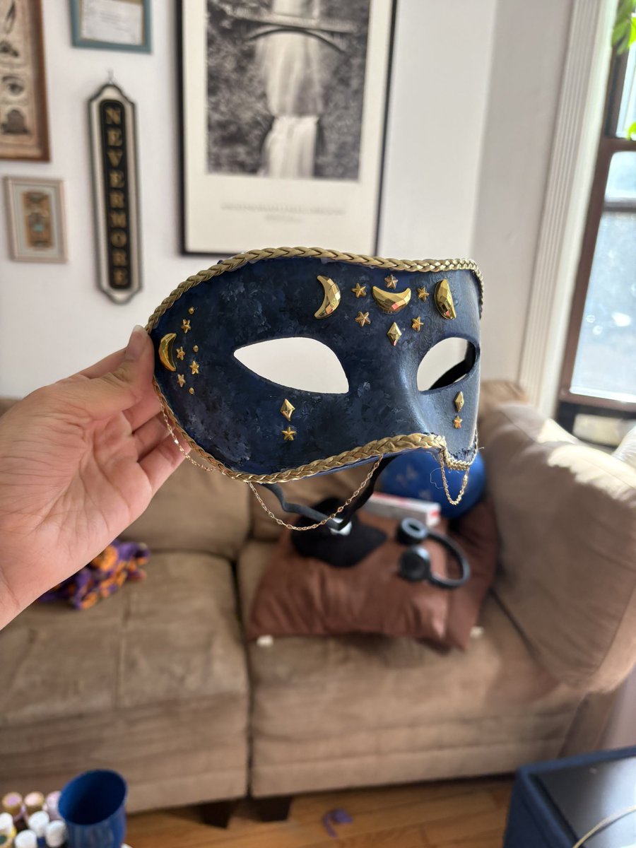 we have a masquerade in today’s dnd session and our dm asked us all to make masks for it <3 before and after