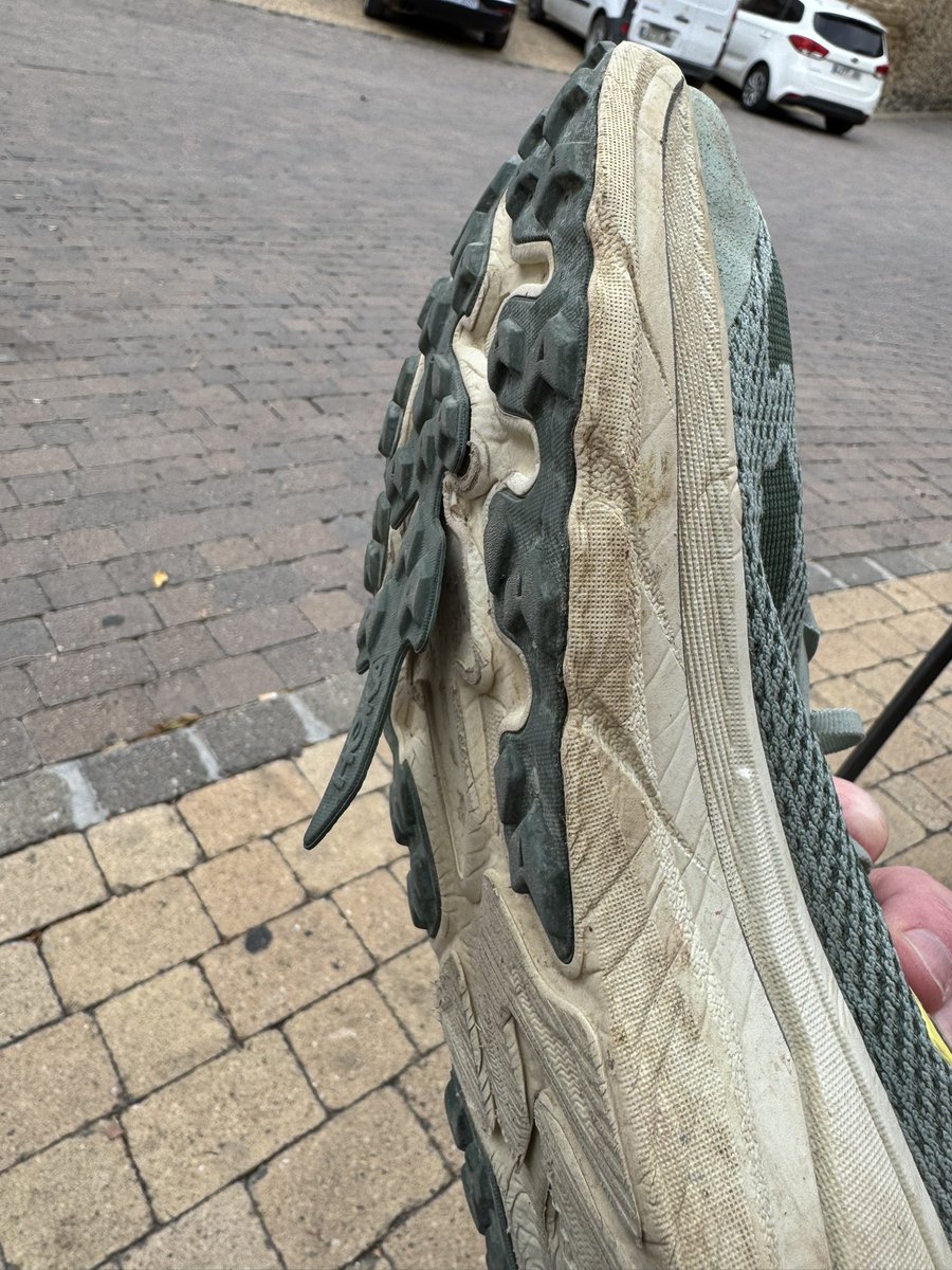 Andrew Tennant tweet media