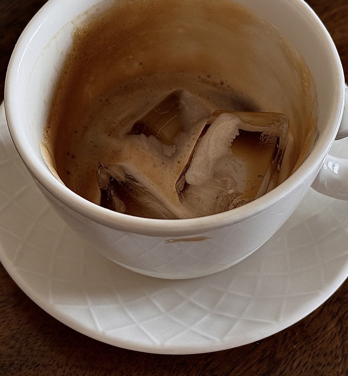 lhafbn's tweet photo. 🤎☕️💫 https://t.co/iZ85Hzki0t