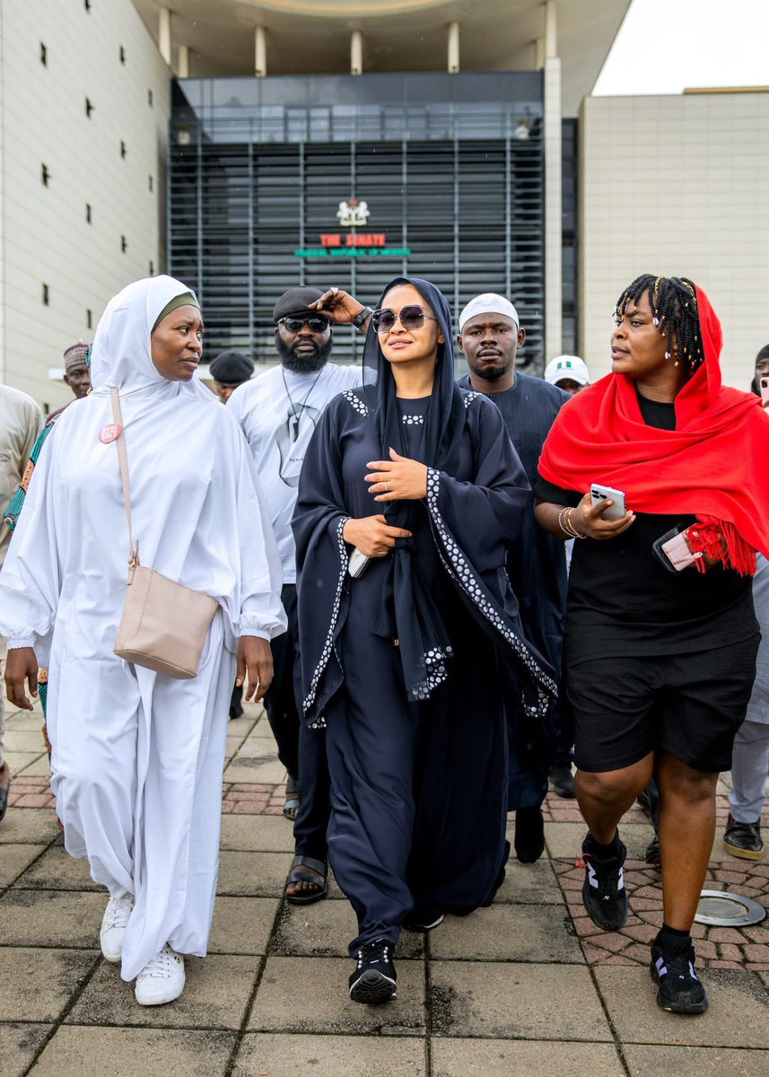AishaYesufu's tweet photo. We fight against injustice not because we are the ones affected but because we do not want the injustice to get to us someday.
Injustice to one will always be treated as injustice to all!!!!! https://t.co/WMggfNRi80