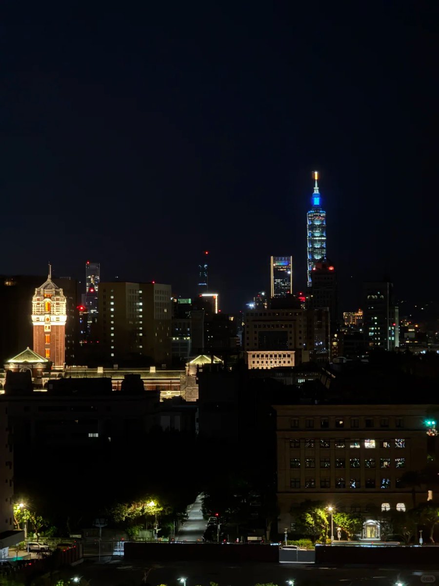 夜がゆっくりと訪れ🌙、一日の疲れをそっと置いて、心に静けさと優しさを与えましょう✨