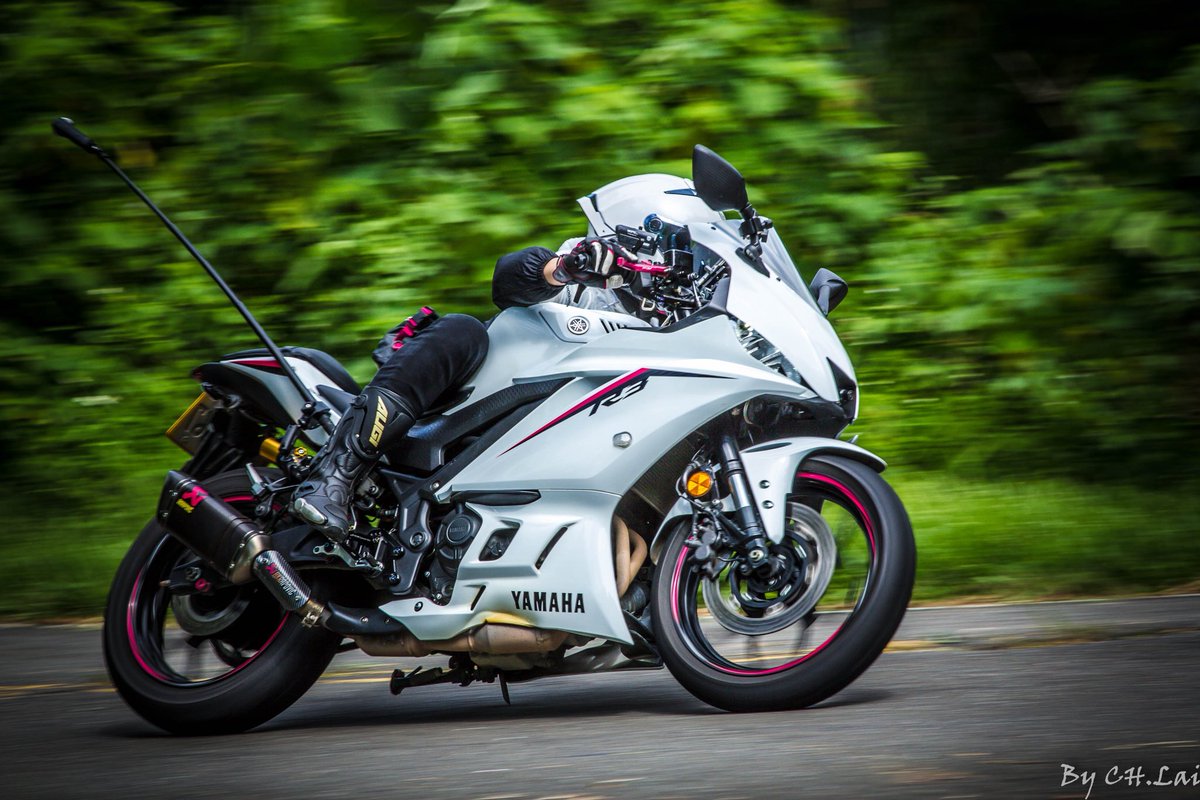 FreeRiderDylan's tweet image. バイクで走ってるんじゃなくて、横で隠れてるだけかも🤣