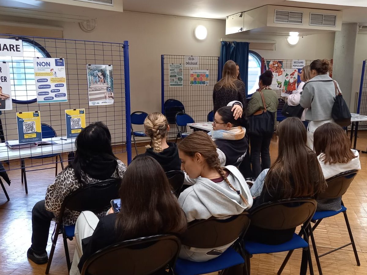 aclimoges's tweet image. 📢 Semaine de l’engagement au lycée Suzanne Valadon de Limoges !
Les lycéens organisent leur Forum de l’engagement pour faire découvrir à tous les élèves les nombreuses façons de s’impliquer au lycée : 
🔍#CAVL, éco-délégué, #pHARe, MDL, AS, laïcité ...