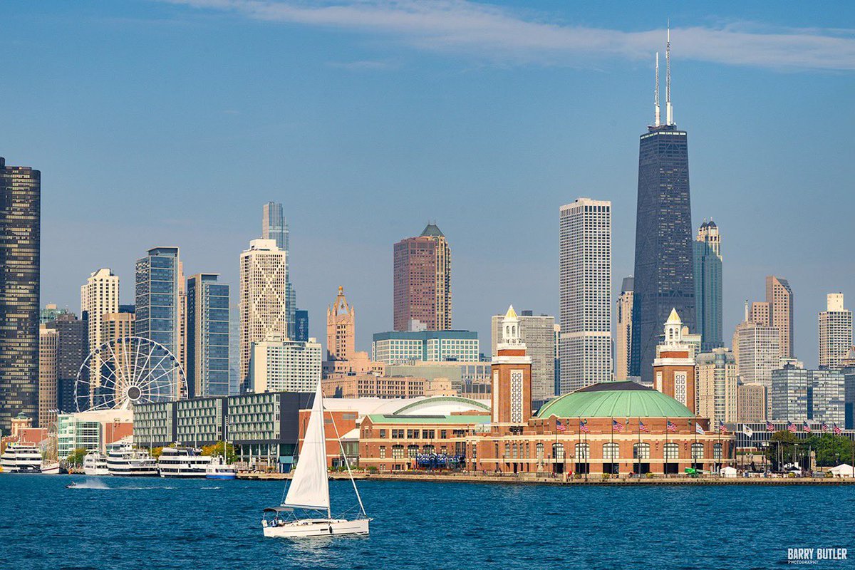 barrybutler9's tweet image. If the wind is right you can sail away and find tranquility.  Sailing in Chicago this week on Lake Michigan. #weather #ilwx #news #chicago