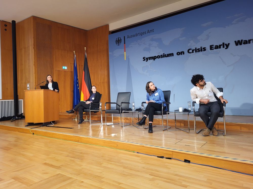 Nadine_OShea's tweet photo. ✨ It was a great experience chairing the panel on "Conflict Onset and Civil War Recurrence in Crisis Early Warning" at the Symposium on Crisis Early Warning 2025 in Berlin organized by the @CCEW_Munich and @AuswaertigesAmt. https://t.co/2beOBRn9RQ